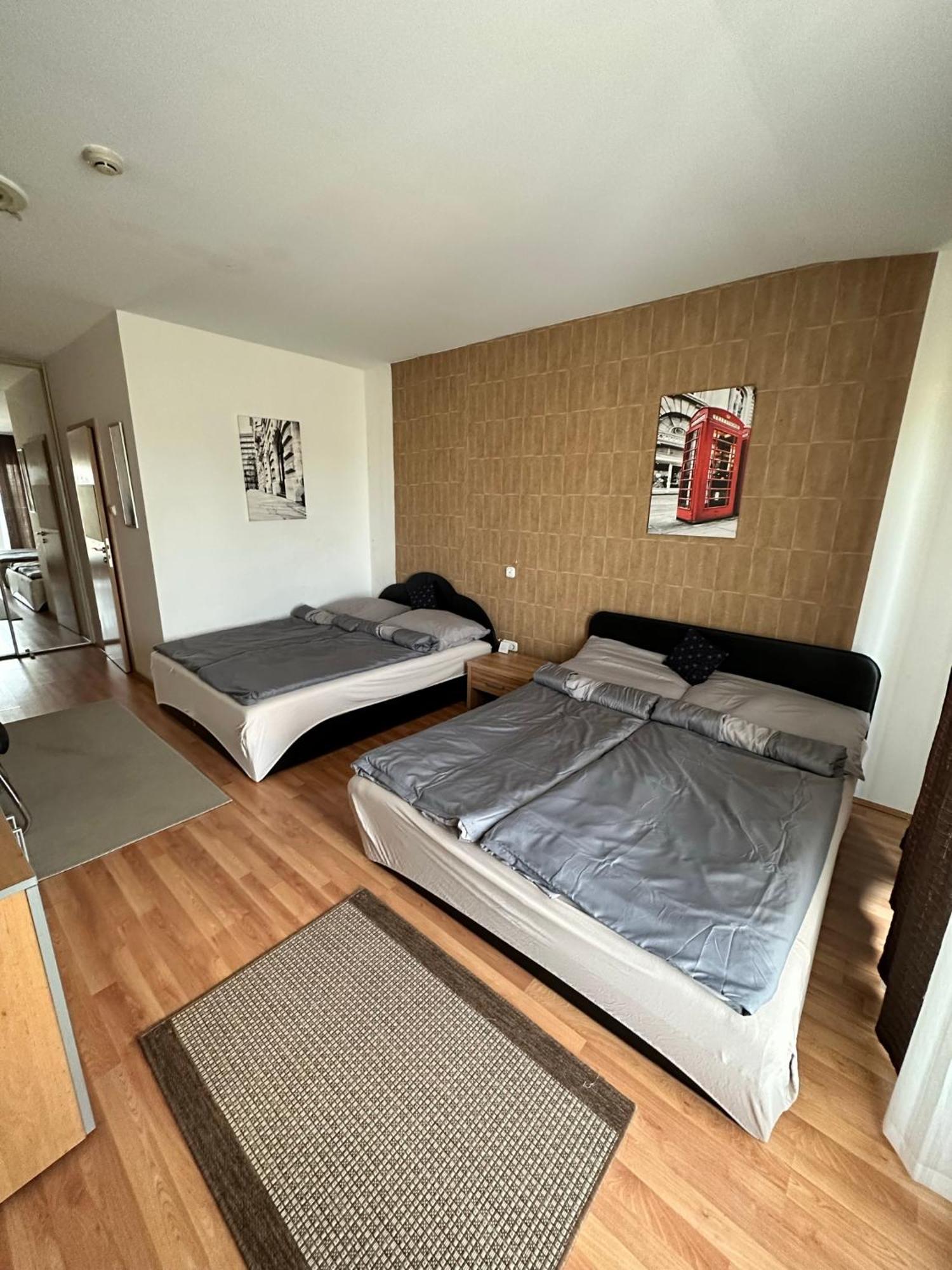 Velvet Motel Hegyeshalom Kültér fotó