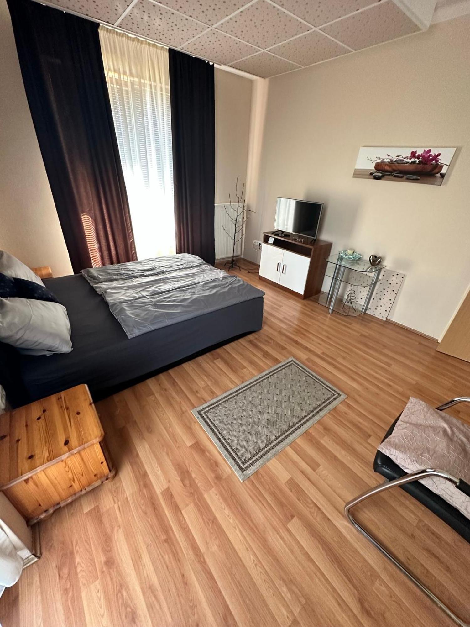 Velvet Motel Hegyeshalom Kültér fotó