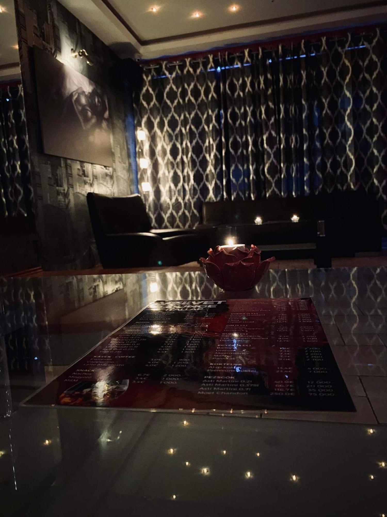 Velvet Motel Hegyeshalom Kültér fotó